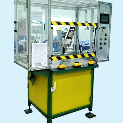 Máy cắt ba via cao su tự động