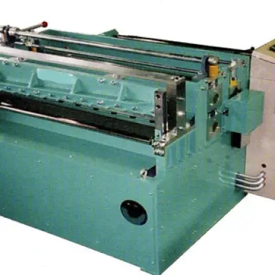 Máy cắt cuộn tôn tự động